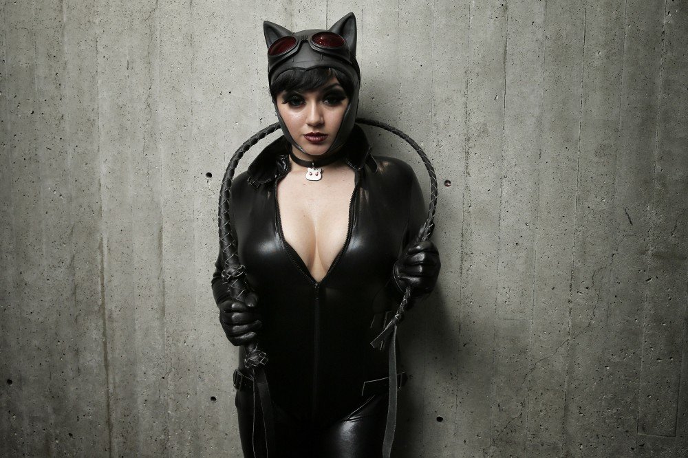 New York Comic Con – это ежегодная выставка, посвящённая комиксам, аниме, фильмам и прочей молодёжной поп-культуре нашего времени. Наша редакция отобрала для вас 10 самых горячих и самых интересных косплейщиц прошедшей выставки.