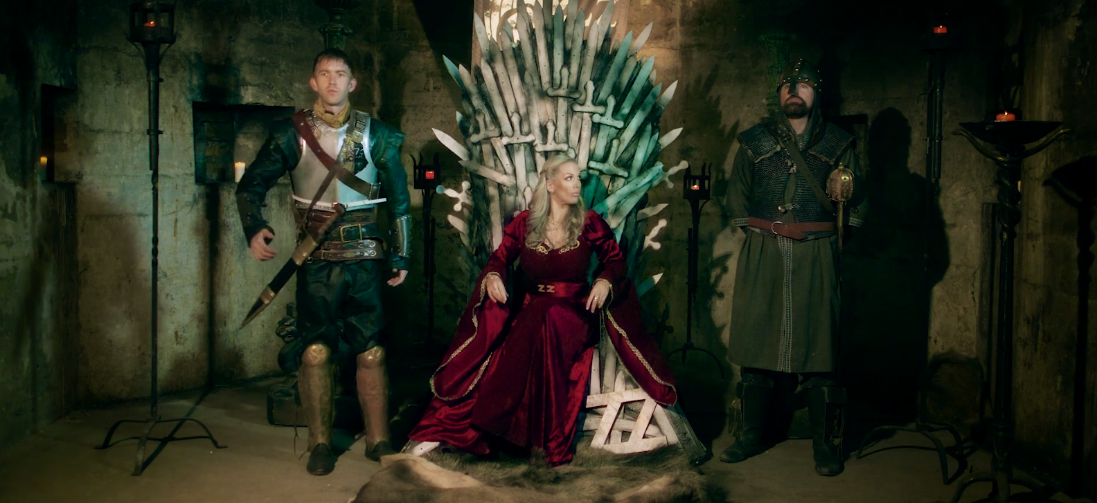 Джон Сноу призывает Серсею к миру в новом порно по «Игре престолов» - фото 6