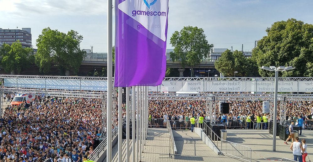 Модератор «Канобу» 3om6o6ep (Алексей Егоров) посетил выставку gamescom 2015 и теперь делится с читателями своими впечатлениями от увиденного.