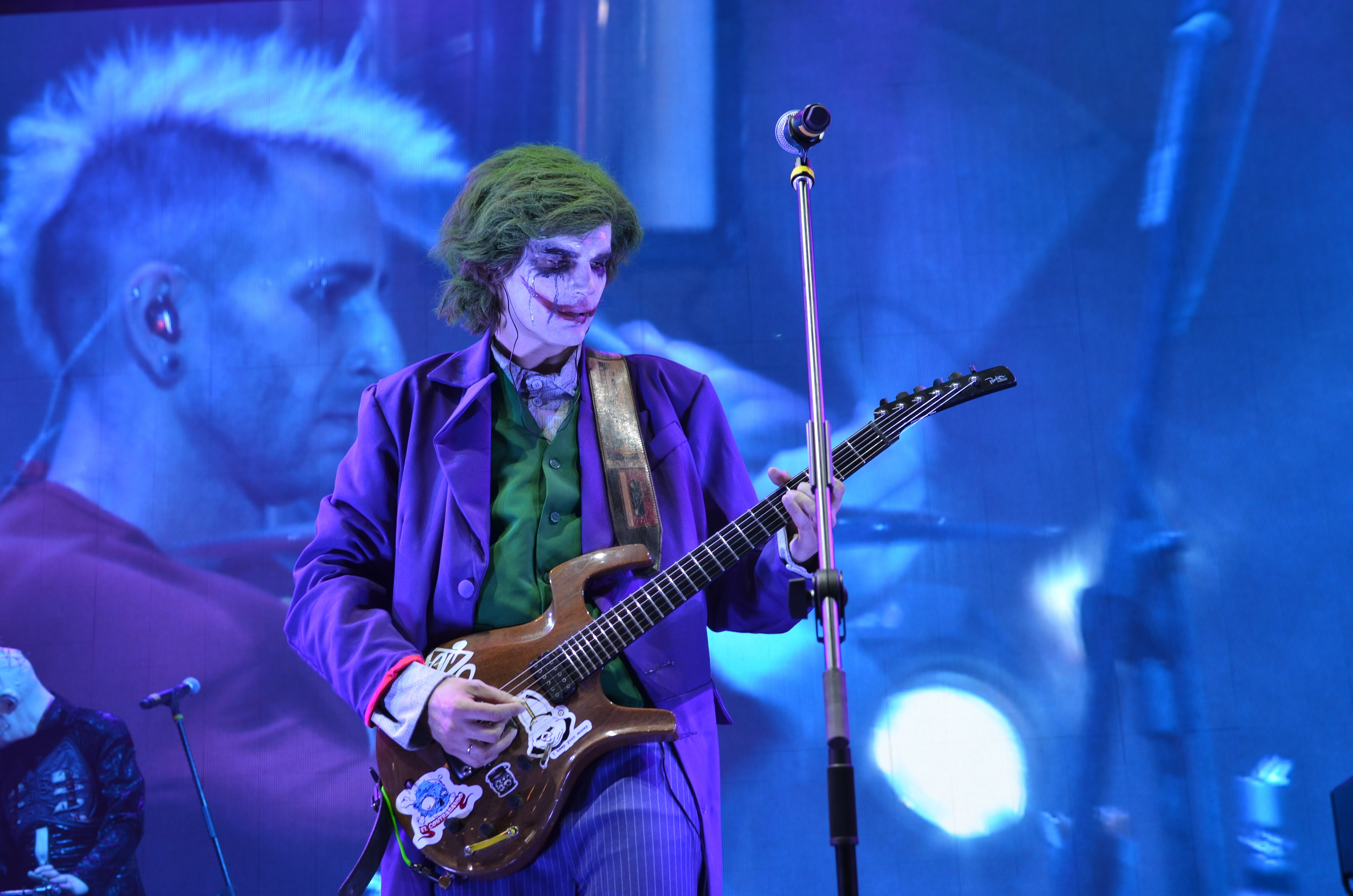 Фотоотчет с «Игромира» и Comic Con Russia, день 2 – концерт Noize MC - фото 26