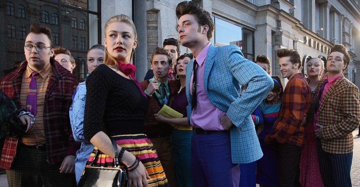 18 июня 2014 года комитет Госдумы по культуре поддержал законопроект о штрафах за неоправданное использование иностранных слов. Пока инициатива ждет июльского рассмотрения в первом чтении, «Канобу», давно не обращая внимания на привычные «геймплеи» и «ачивменты», составил список слов, от которых стоит отказаться без всяких законов – слов, на которых настаивают не те, кто играют в игры, а те, кто делают их и пишут о них. 