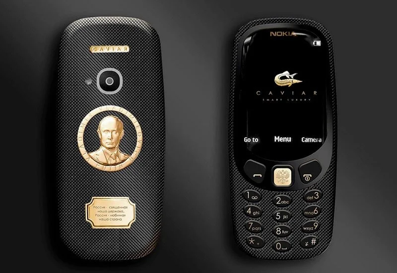 Caviar анонсировала титановую Nokia 3310 с золотым портретом Путина - фото 2