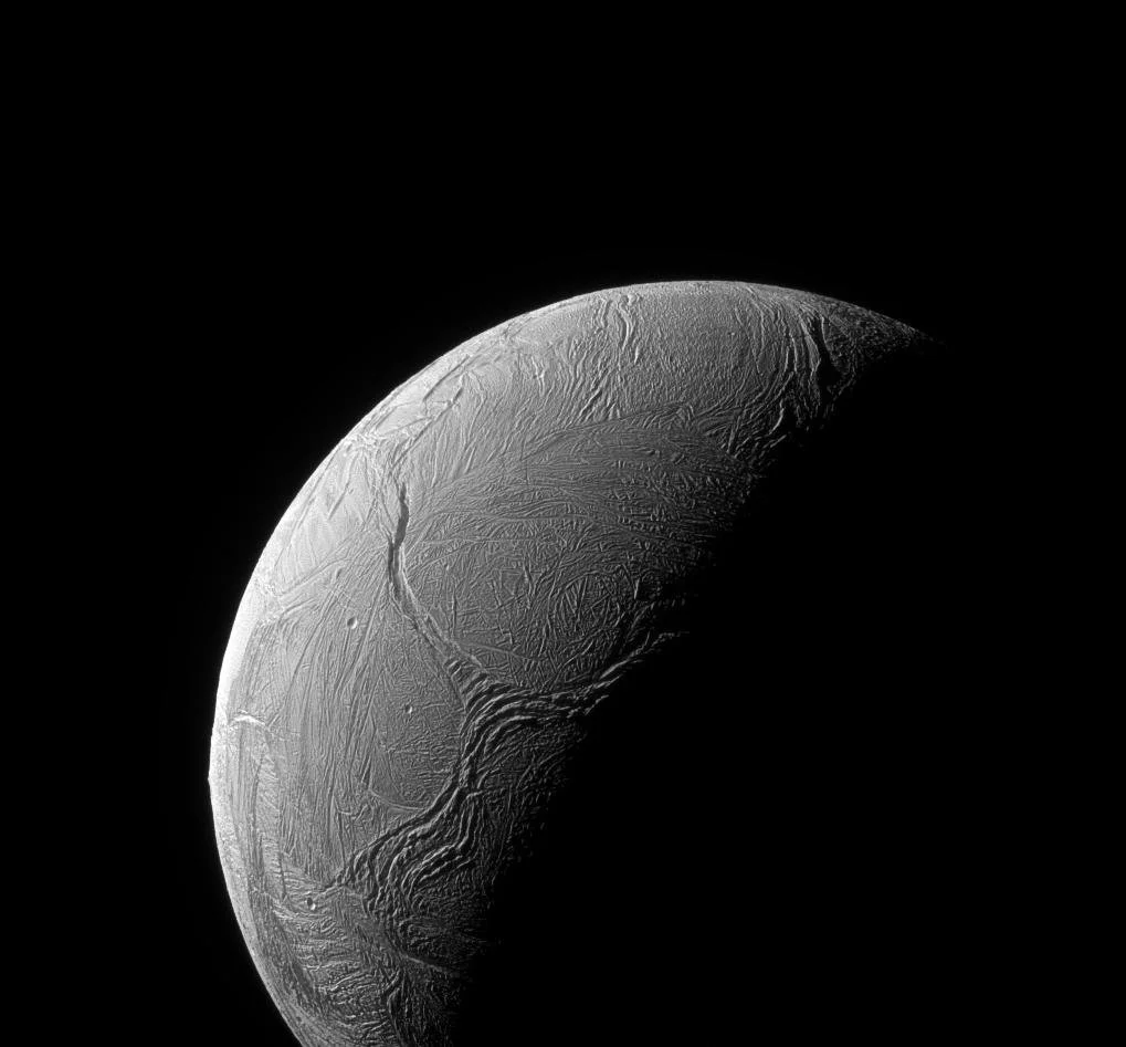 Спутник Энцелад