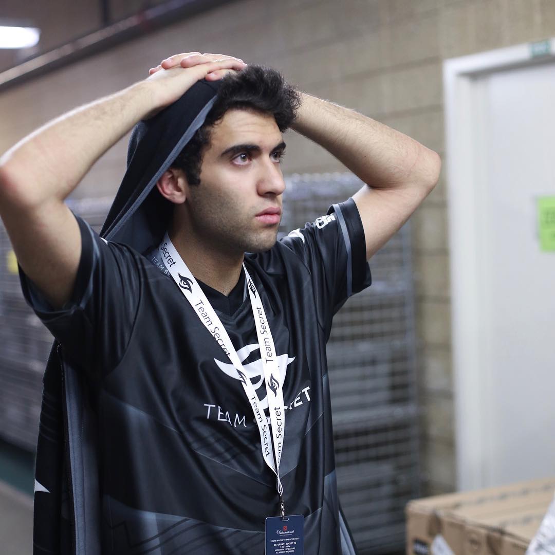 10 лучших кадров второго дня плей-офф TI7 - изображение 4 10 лучших кадров второго дня плей-офф TI7 - фото 4