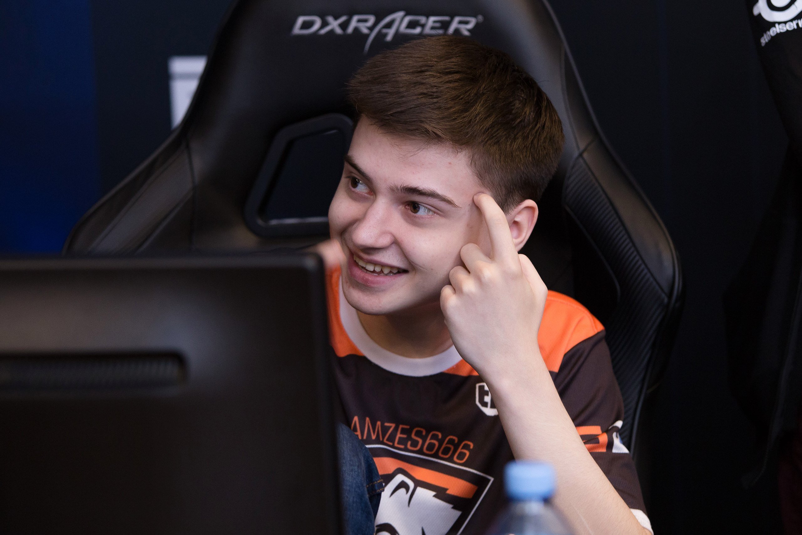 Роман «RAMZES666» Кушнарев, игрок Virtus.pro