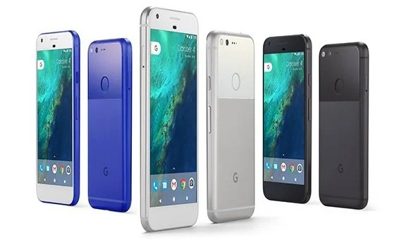 Google показала «реально синие» смартфоны Pixel и VR-шлем Daydream - фото 1