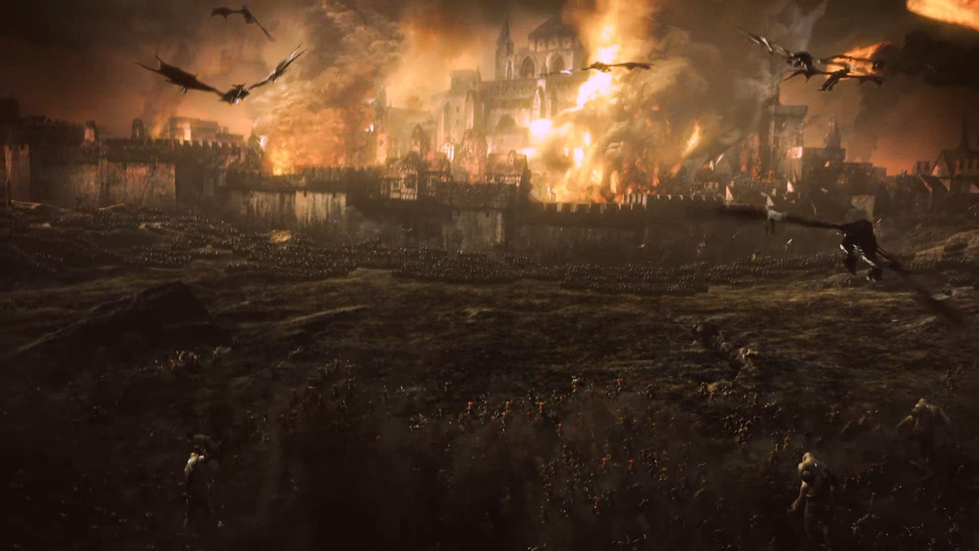 В детстве мне больше всего нравилось играть в стратегии: в реальном времени и пошаговые, глобальные и не очень — я прикипал к любым и был, что называется, евангелистом жанра. Тратил на них кучу времени, добрая половина которого уходила на изучение новых механик. Когда я познакомился с серией Total War, то понял, что не так-то уж и много часов я «убивал» на игры до этого. Первая Rome была настолько затягивающей, что чуть не сбила меня с пути к аттестату о среднем образовании.