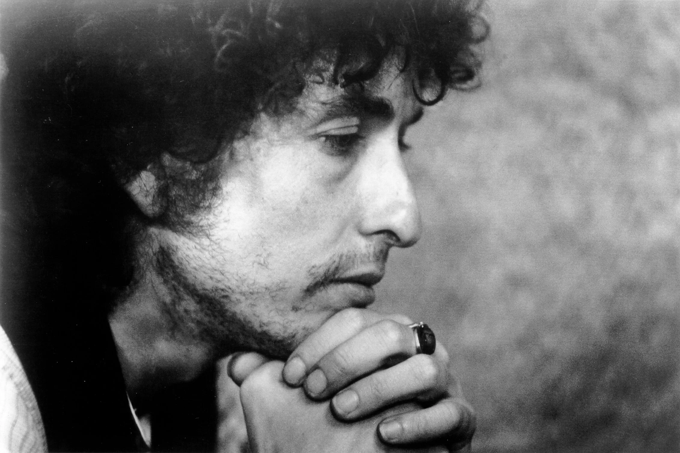 Боб Дилан получил Нобелевскую премию по литературе - фото 1