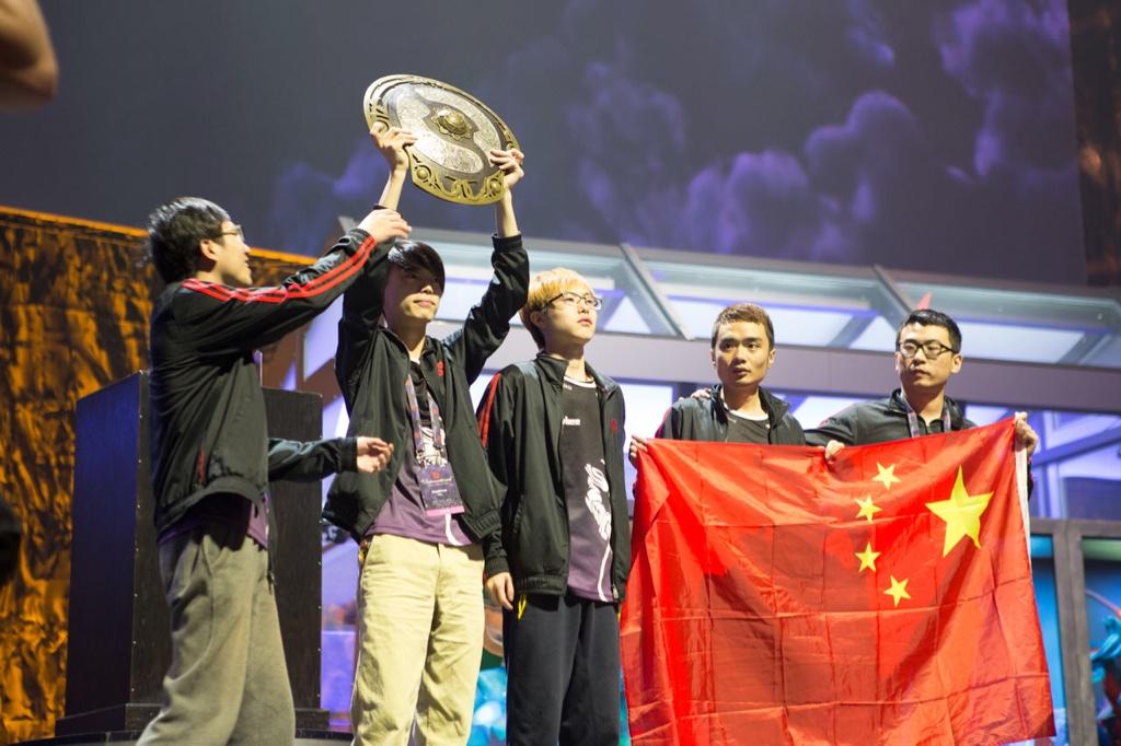 Китайцы Newbee выиграли турнир The International по Dota 2 и $5 млн - изображение 1 Китайцы Newbee выиграли турнир The International по Dota 2 и $5 млн - фото 1