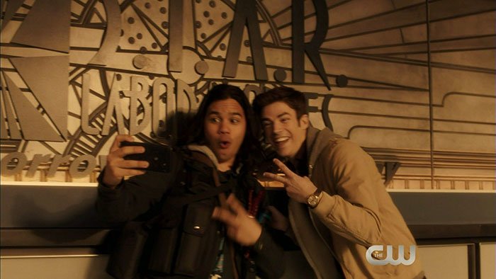 Мультивселенная сериалов CW: Флэш, Стрела, Супергерл и все-все-все - изображение 3 Мультивселенная сериалов CW: Флэш, Стрела, Супергерл и все-все-все - фото 3