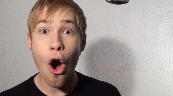 Недавно Феликс Чельберг, более известный как PewDiePie, выпустил видео, в котором вспомнил начало своей карьеры и критически сравнил то, чем он занимается сегодня, с летсплеями пятилетней давности. Свои знаменитости есть и в Рунете, и изменились они за прошедшие годы ничуть не меньше. Мы спросили российских видеоблогеров о том, как изменились их видео с течением времени, и стыдятся ли они ошибок прошлого.