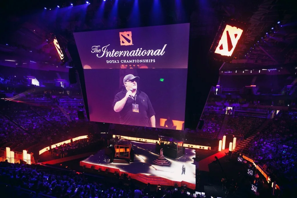 Ежегодно одна из крупнейших компаний-разработчиков компьютерных игр Valve проводит чемпионат мира по Dota 2, который носит название The International. В августе пройдет седьмой по счету такой турнир.