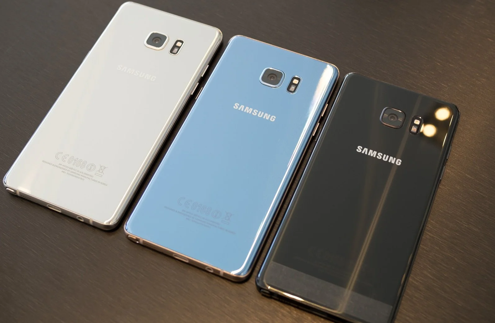 Samsung скоро возобновит продажи «разминированных» Galaxy Note 7 - фото 1