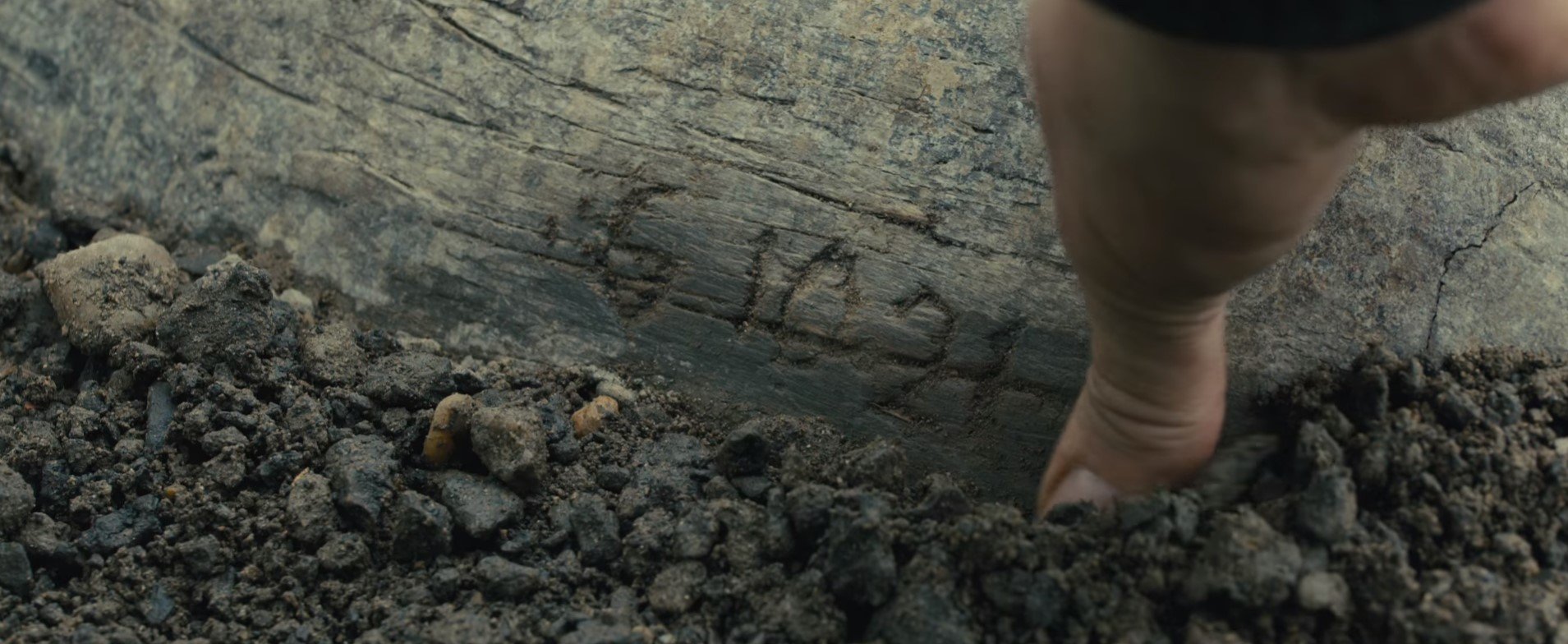 Огромные жирные спойлеры. Разбор трейлера «Бегущего по лезвию 2049» - фото 3