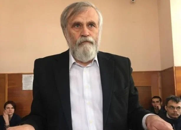 Профессора, защищавшего Соколовского, уволили из-за жалобы епископа - фото 1