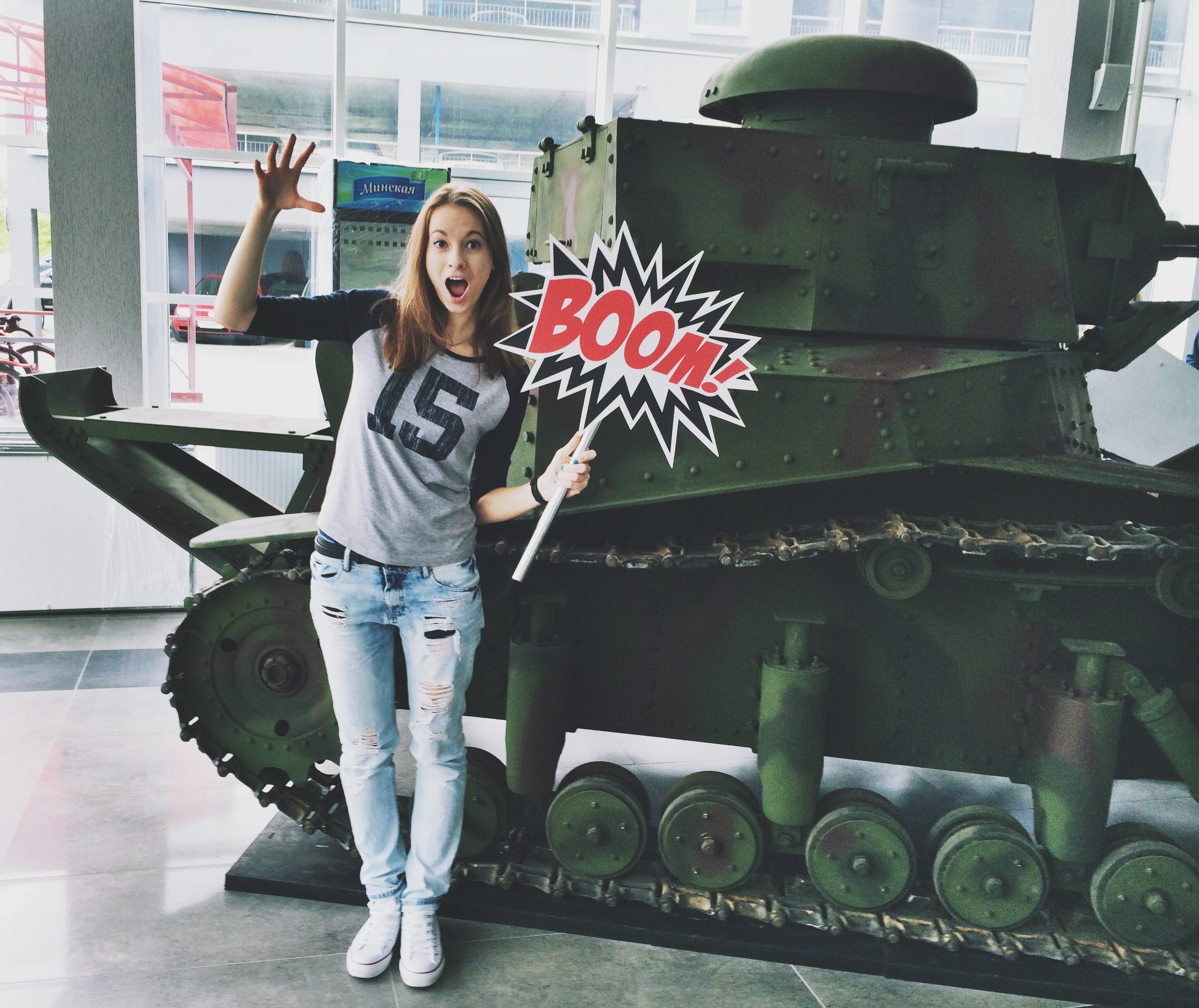 Компания Wargaming пригласила игровую прессу на мероприятие, посвященное официальному запуску World of Tanks Blitz в Минске, а представители «Канобу» Екатерина Ильичева и Анна Либерман решили принять вызов и встретиться с коллегами на поле боя.