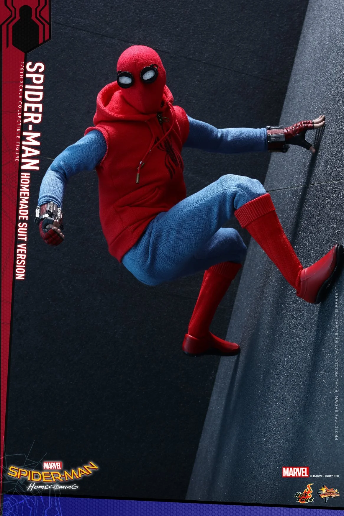Фигурка Человека-паука в самодельном костюме из «Возвращения домой» - фото 2
