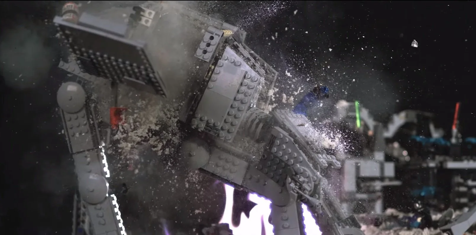 Имперские шагоходы из «Звездных войн» взрываются в slow-mo - фото 1