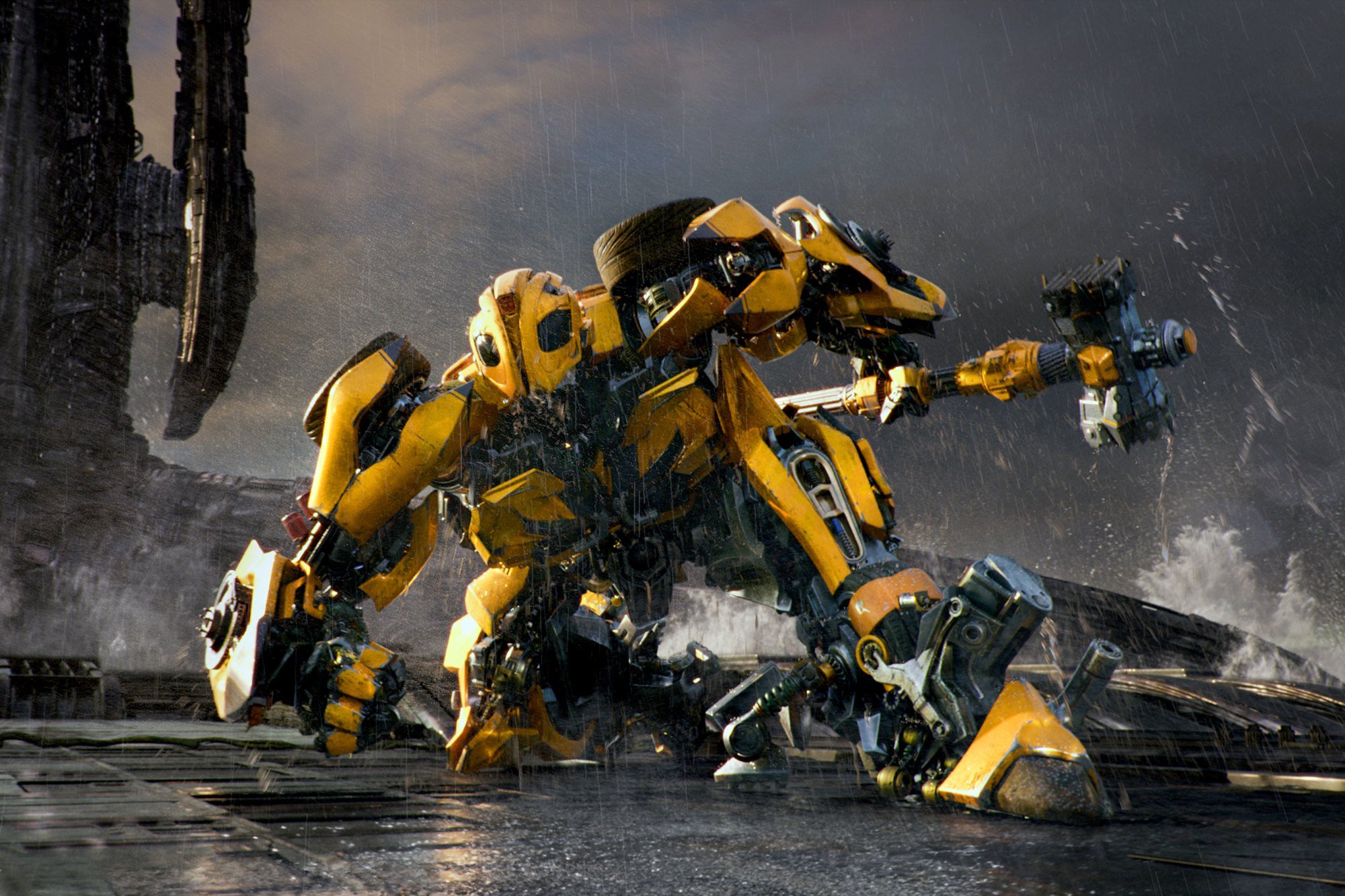Самая провальная часть. Критики беспощадны к фильму «Трансформеры 5» - фото 4