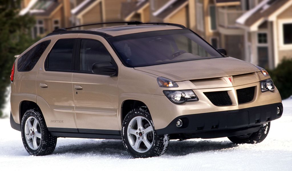 В новое DLC для Forza 6 войдет одно из самых уродливых авто в мире - фото 1