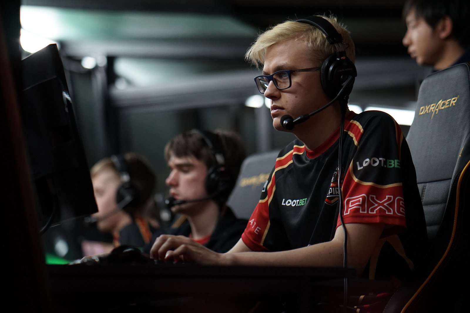 Ростислав «fn» Лозовой из Team Empire