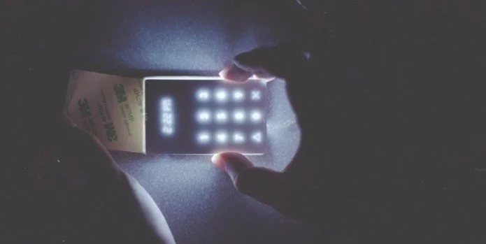 С Kickstarter выйдет самый тупой смартфон в мире - фото 2