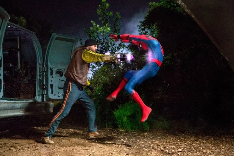 На кадрах «Человек-паук: Возвращение домой» показали нового злодея - фото 2