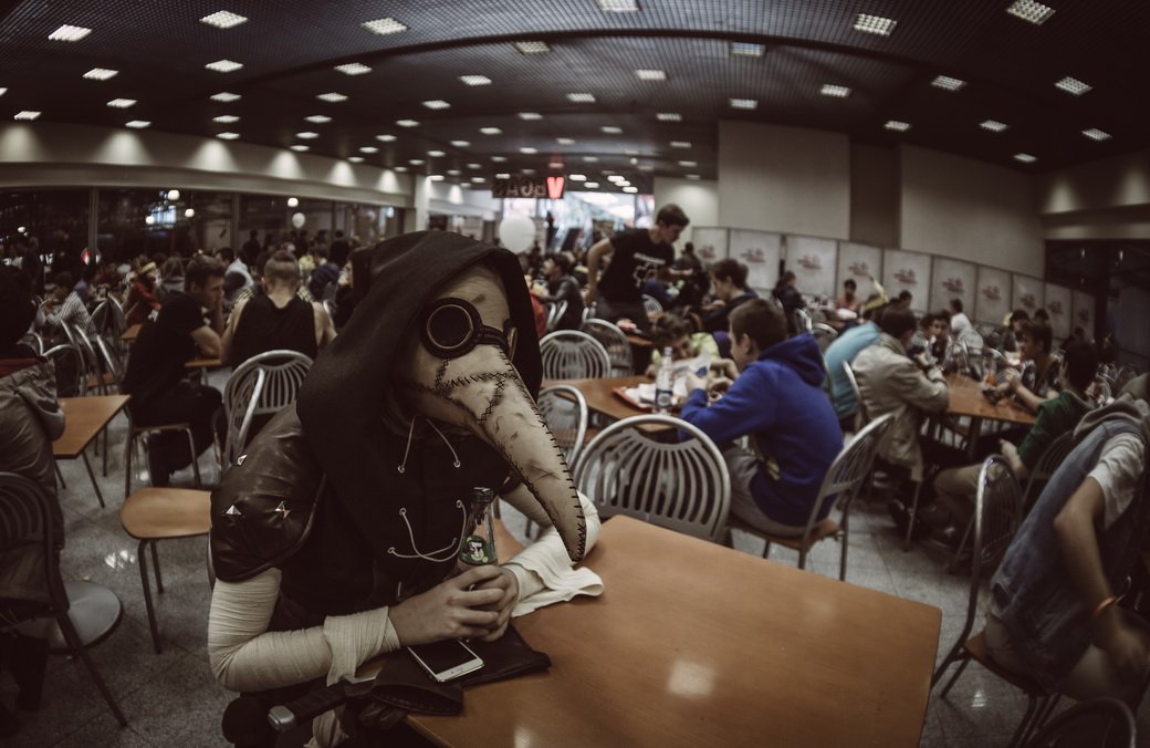 Если кто-то еще помнит о временах столь отдаленных, с первого по четвертое октября мы почти всей редакцией побывали на Игромире и Comic Con Russia. Десять дней ушло у меня на то, чтобы разобраться с двумя с половиной тысячами фотографий, выбрать лучшие и обработать их. В этом посте собрано то, что прошло отбор – естественно, он вышел очень тяжелым, поэтому проявляйте бдительность.