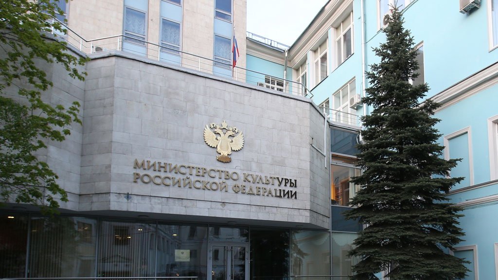 Путь в российские кинотеатры для иностранного кино будет стоить 5 млн - фото 1