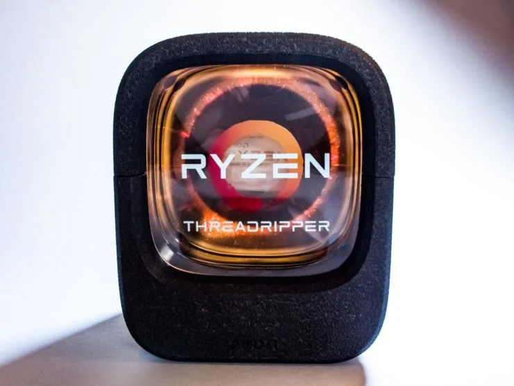 Первые бенчмарки процессоров AMD Threadripper впечатляют - фото 1