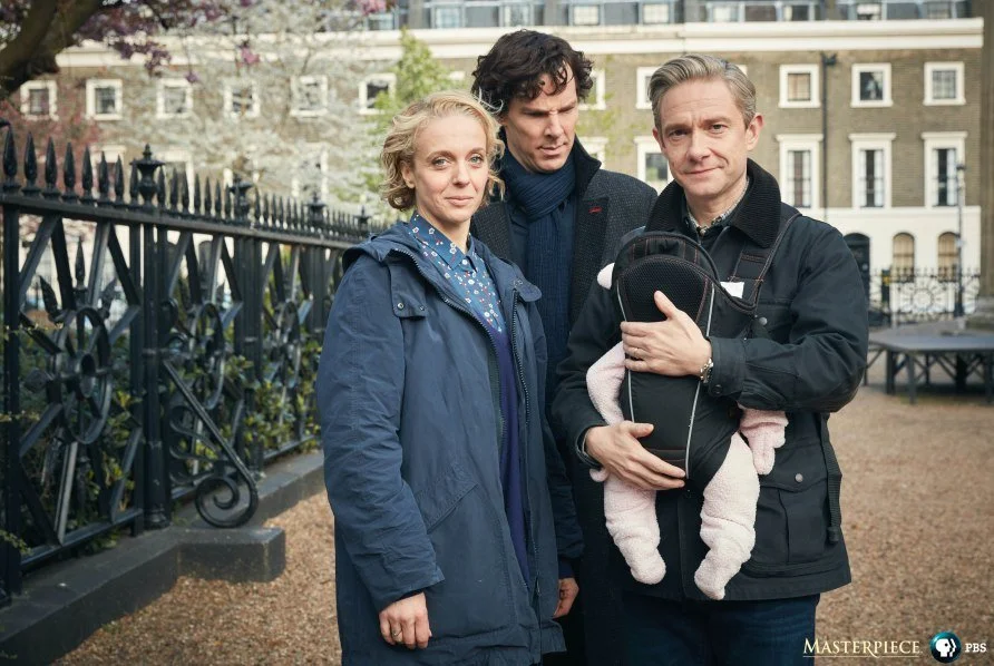 Дядя Шерлок! Фото четвертого сезона знакомят с пополнением в семействе - фото 1