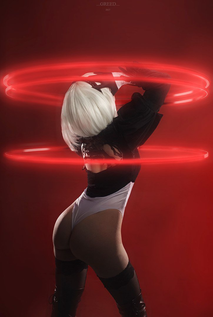 Выберите лучший косплей дня из двух прекрасных 2B из Nier: Automata - фото 4