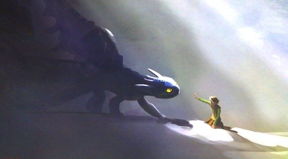 Если коротко: Другие компании научились, наконец, делать фильмы не только настолько же прибыльные, как пиксаровские, но и настолько же душевные, честные и талантливые. Сходите в кино – одни, с семьей, с друзьями, с подружкой – не важно. Вы получите удовольствие в любом случае.<br /><br />Важно: Не смотрите трейлеры. Они умудрились заспойлерить довольно ключевые моменты, и это может сильно испортить удовольствие от просмотра. Спойлеры в этой статье будут помечены, поэтому здесь их можно не опасаться. <br />