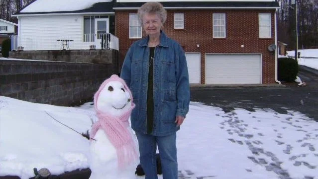 79-летняя бабушка-летсплейщица стала новой звездой YouTube - фото 1