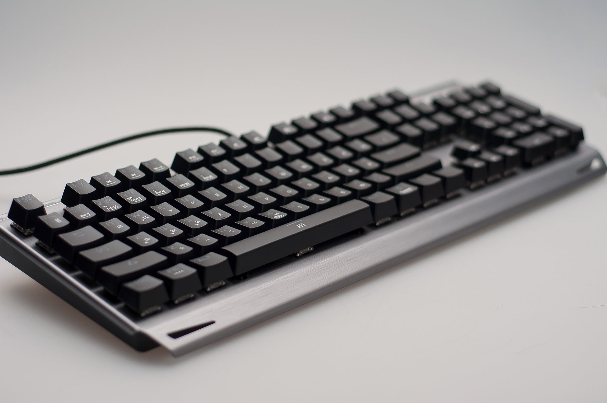 Обзор клавиатуры Gamdias Hermes M1: недорогая механика с подсветкой - фото 7
