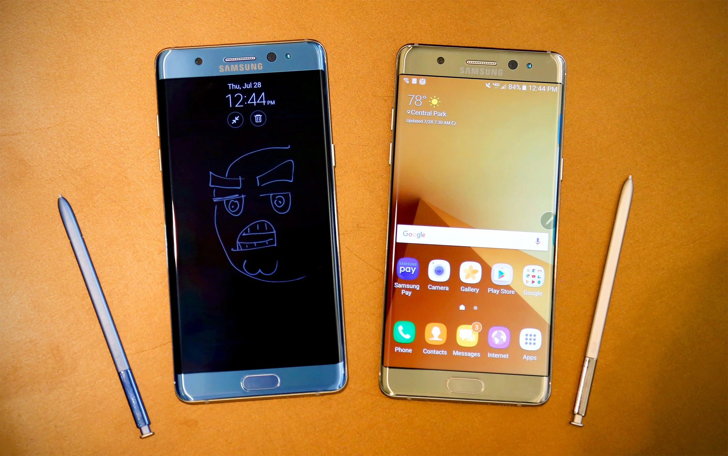 Samsung назвала причину взрывов Galaxy Note 7 - фото 1