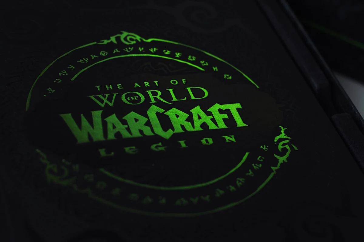 Мы заполучили несколько коллекционных изданий World of Warcraft: Legion, и решили распаковать одно из них, чтобы познакомить вас с его содержимым.