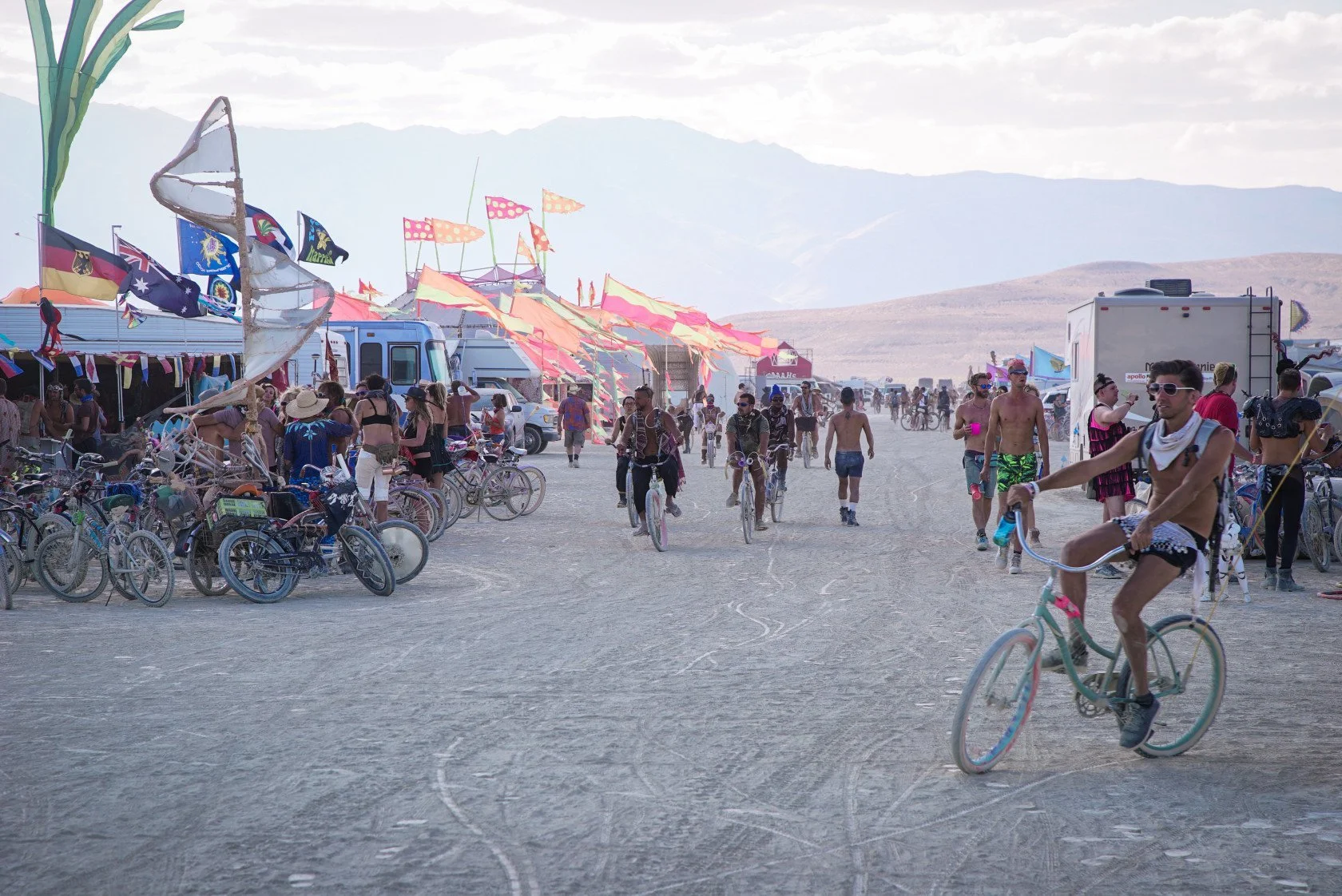 Фестиваль Burning Man 2016: безумие в пустыне - фото 3
