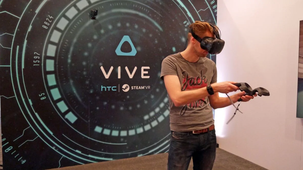 Треть работников Valve работает над виртуальной реальностью - фото 1
