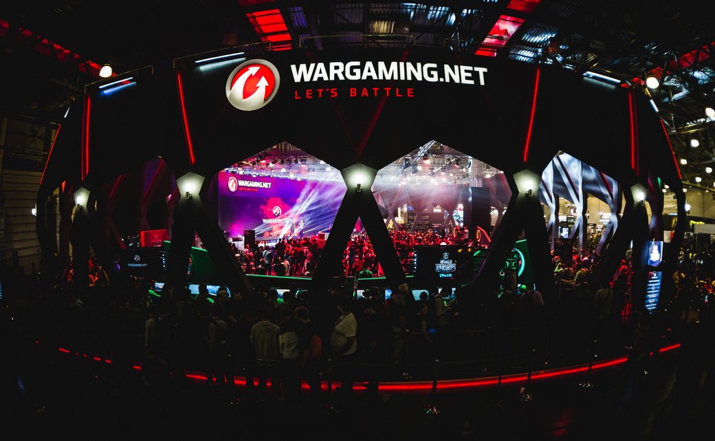 Сцена варгейминга, казалось, была построена из бабла.