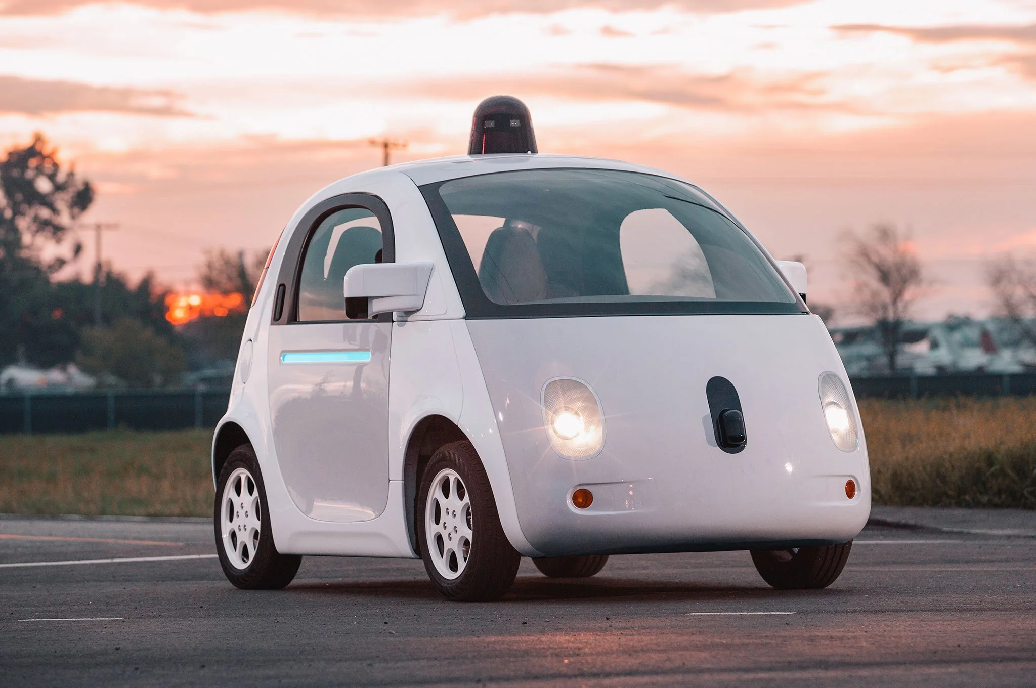 Google отказалась от производства беспилотных автомобилей  - фото 1