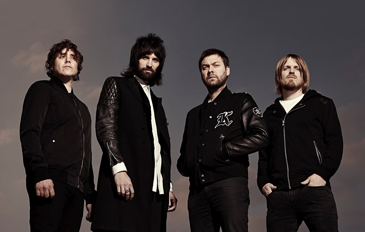Уже завтра, 5 мая, выходит новый альбом Kasabian —<br /> For Crying Out Loud. По такому поводу мы вспомнили лучшие песни группы — ностальгия для фанатов и отличная точка входа для тех, кто с творчеством Kasabian не знаком. Включайте погромче.