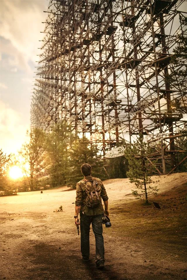 Косплей дня: Джоэл из The Last of Us. В Припяти. В исполнении Геральта - фото 1