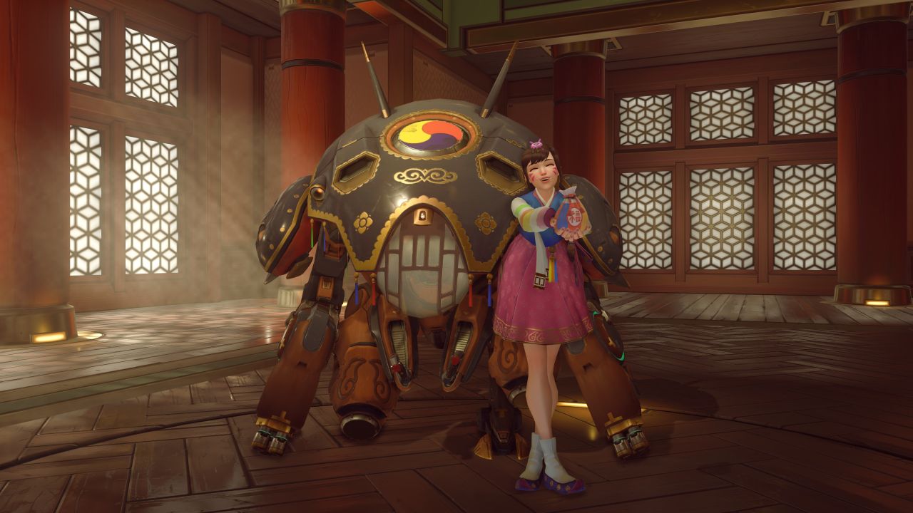 24 января в Overwatch стартовал очередной ивент – еще один новогодний, но на этот раз концентрирующийся на Новом Году по Лунному календарю. Мы получили 13 новых скинов для персонажей, по три эмоции и интро для лучших моментов матча, 7 победных поз, груда аватарок игрока и по реплике и паре граффити для каждого персонажа. Но самое главное – сезонной потасовкой на этот раз стал «Захват петуха» – овервоч-версия популярного режима «захват флага». Вроде стандартный набор, легендарных скинов впервые целых семь, флаг сделали по просьбам фанатов – так откуда такой привкус разочарования? 