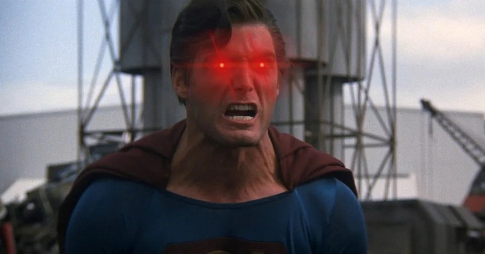 15 самых мрачных версий Супермена - фото 2