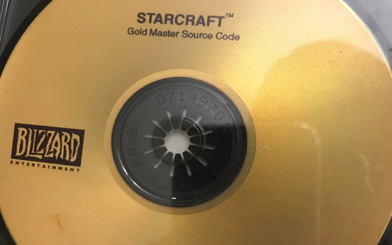 Парень нашел исходный код StarCraft, но вернул его Blizzard — и не зря - фото 1