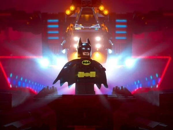 Первые кадры мультфильма показывают Лего-Бэтмена в погоне за счастьем - фото 1