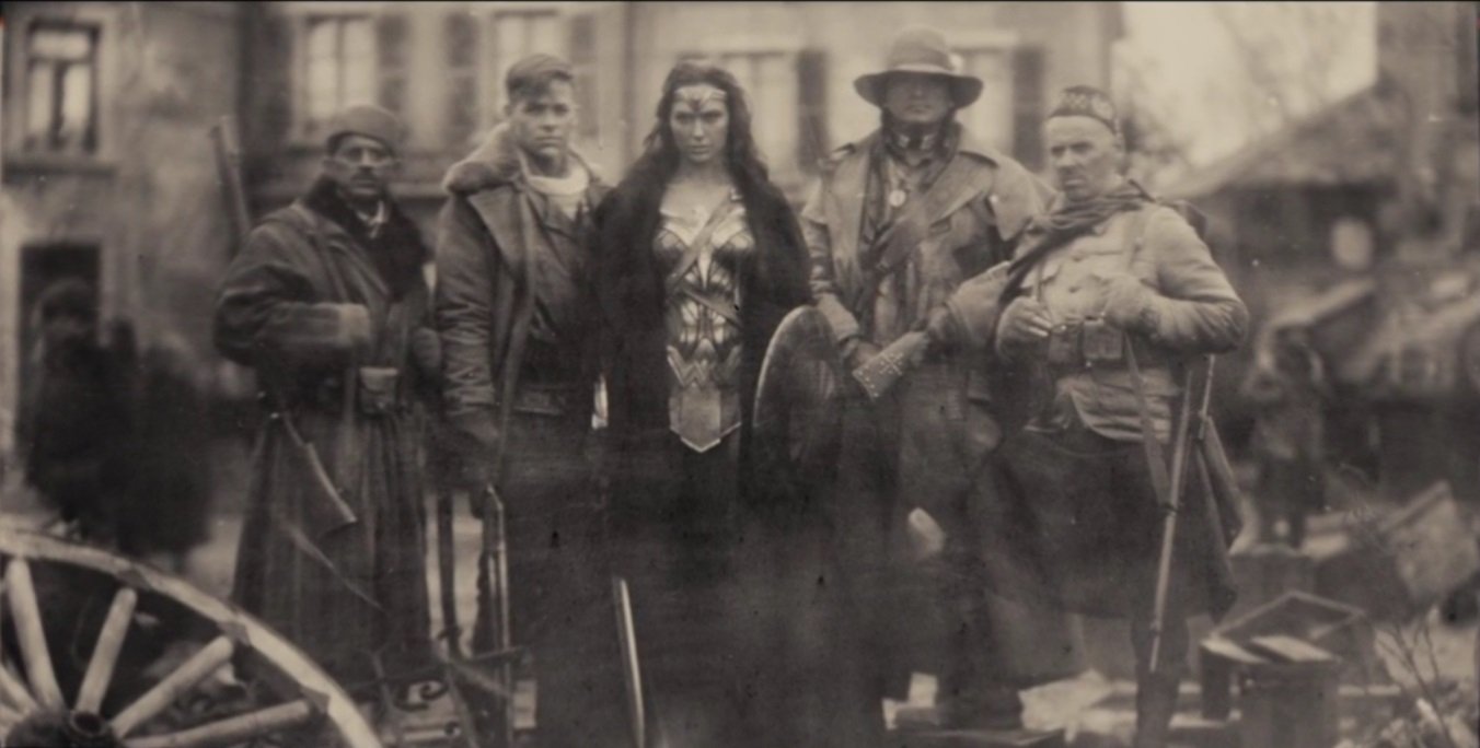 Как «Чудо-женщина» связана с киновселенной DC? - изображение 2 Как «Чудо-женщина» связана с киновселенной DC? - фото 2