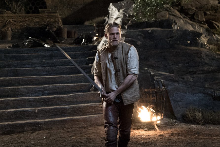 «Меч короля Артура» уже провалился в прокате (у Гая Ричи это бывает) - изображение 1 «Меч короля Артура» уже провалился в прокате (у Гая Ричи это бывает) - фото 1