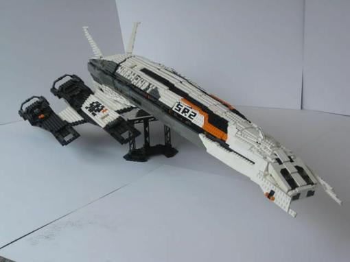 Из конструктора Lego можно собрать почти все. Это лишний раз доказал Бен Феллоуз собрав SR2 Normandy из вышеупомянут .... - Изображение 1 Из конструктора Lego можно собрать почти все. Это лишний раз доказал Бен Феллоуз собрав SR2 Normandy из вышеупомянут .... - Изображение 1